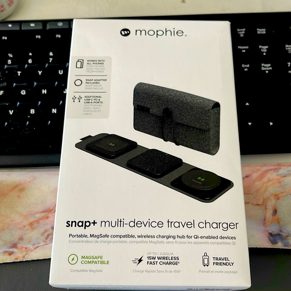 Mophie 3-in-1 Travel Charger- MagSafe Fast Wireless Charging